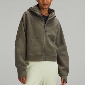 Lululemon Scuba Oversized Full Zip
Hoodie